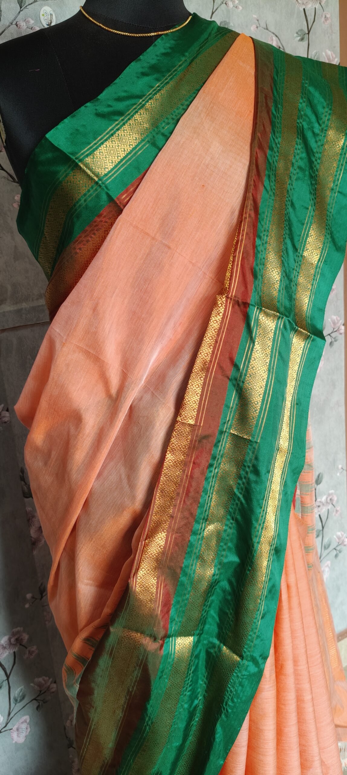 Khadi pattu saree - Image 4